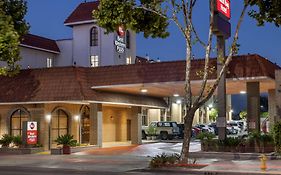 Best Western Plus South Bay Hotel